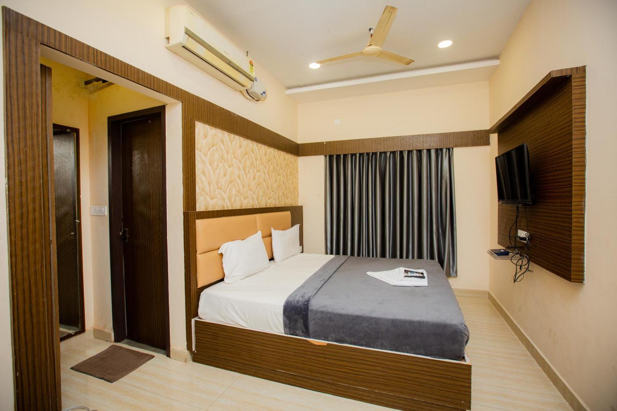 The Park Avenue Hotel - Business Class Hotel Near Central Railway Station Chennai Periyamet Exterior photo