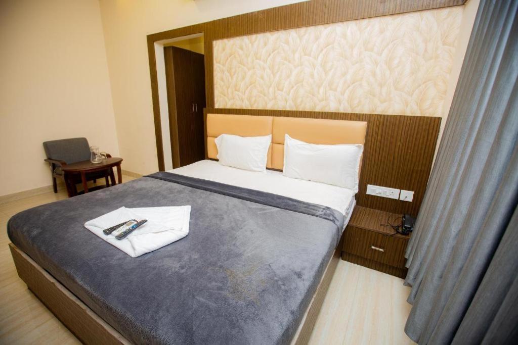The Park Avenue Hotel - Business Class Hotel Near Central Railway Station Chennai Periyamet Exterior photo