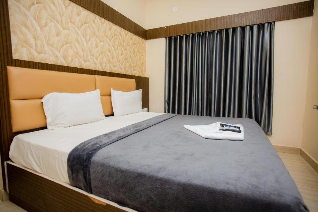 The Park Avenue Hotel - Business Class Hotel Near Central Railway Station Chennai Periyamet Exterior photo